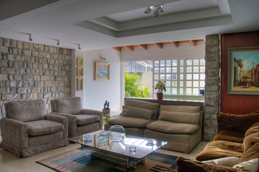 PB Los Samanes_0001_2_3_4_5_tonemapped